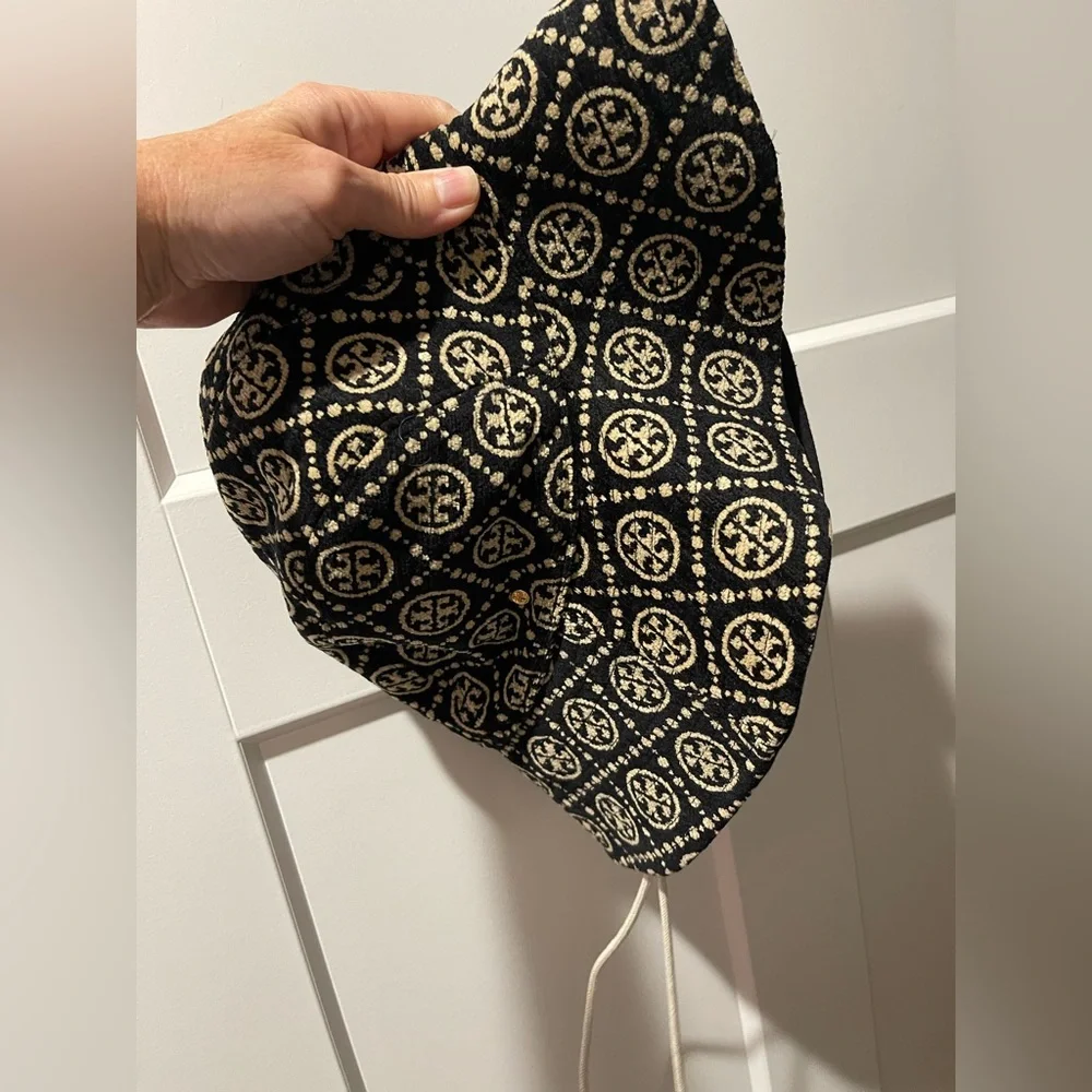 Tory Burch Black and Cream Logo Sun Hat